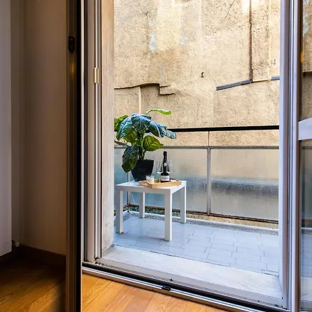 Apartment Duomo Apartament Milan